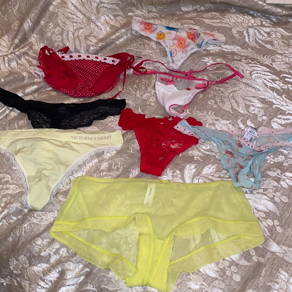 8 pair of new without tag undies size M and L